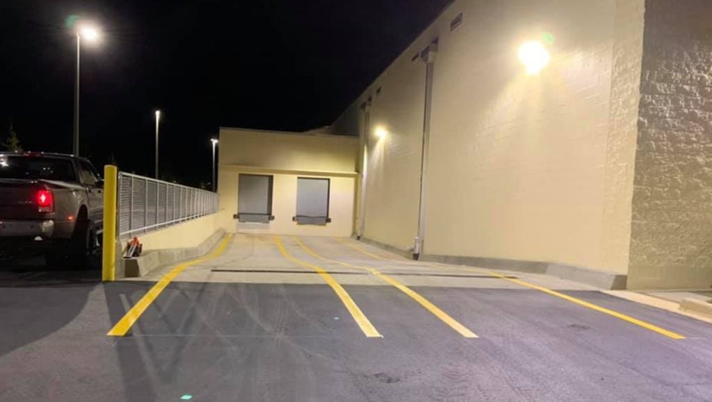 parking lot stripes for parking stalls