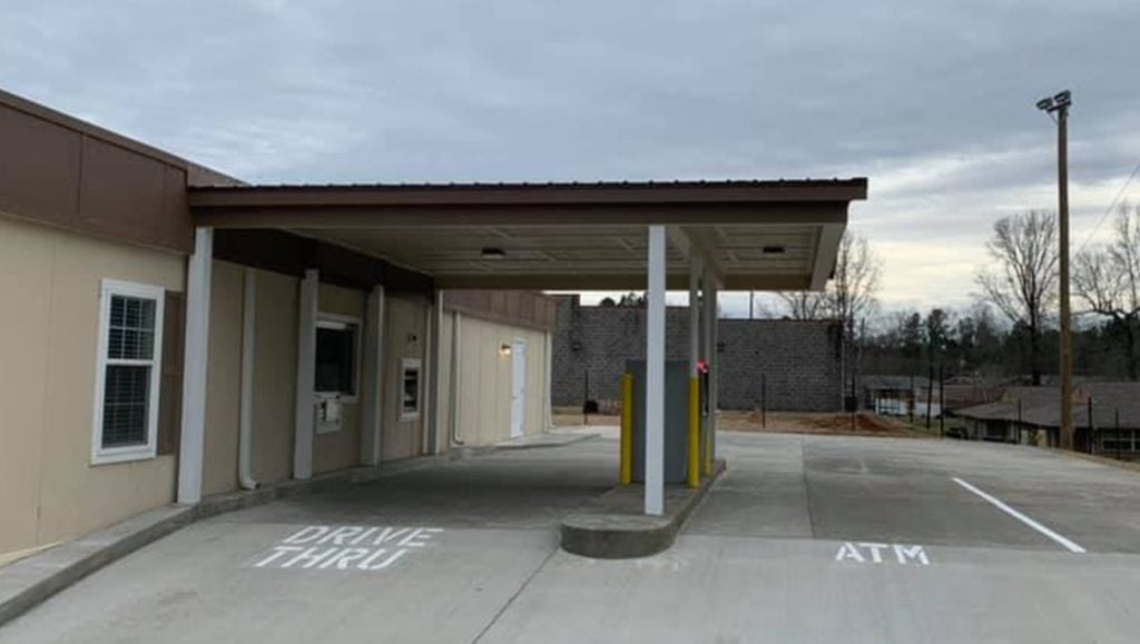 noble bank drive thru striping job in alabama