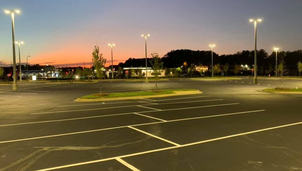 crosswalk stripes in publix parking lot