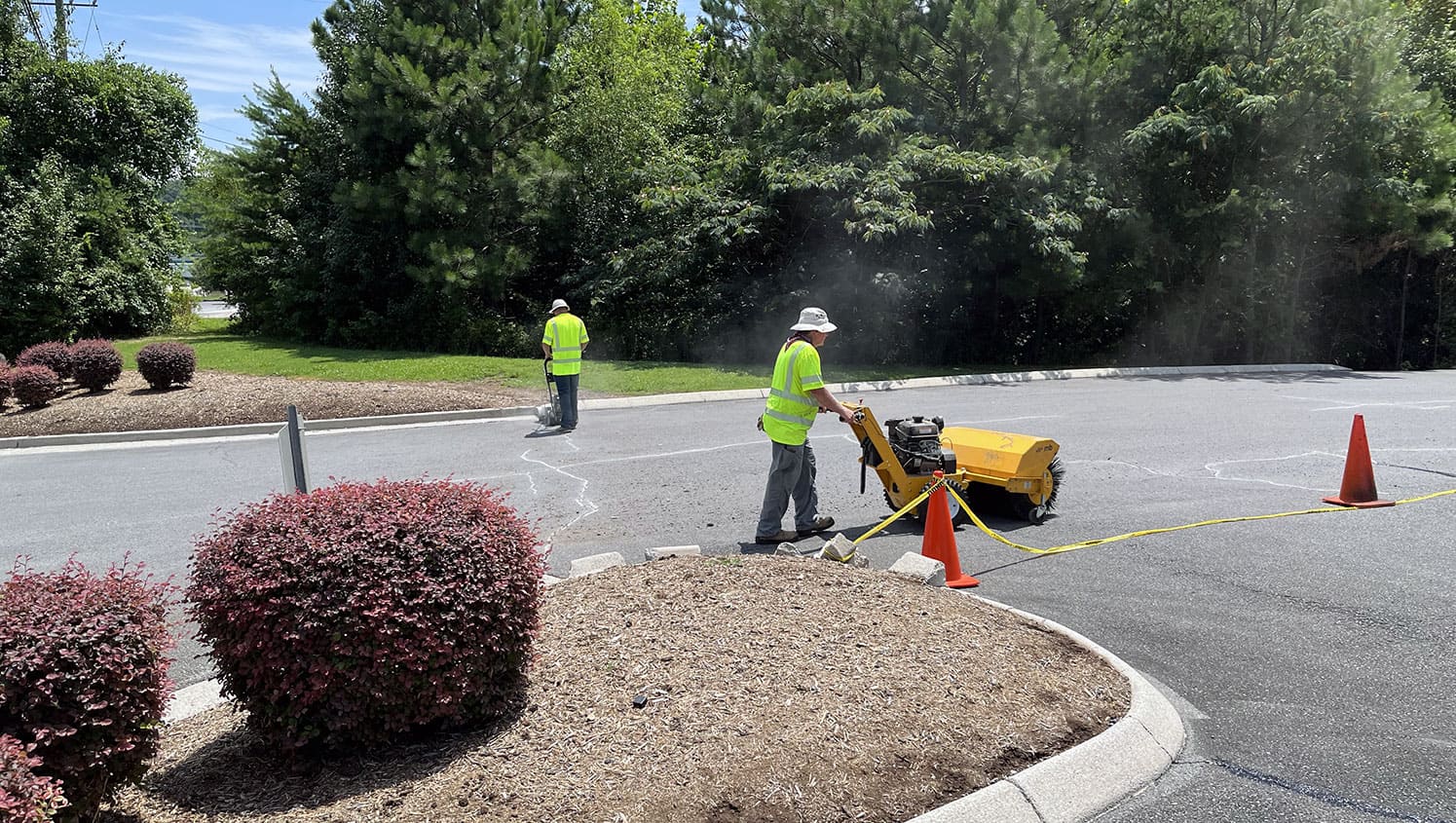 Asphalt Sealcoating for American Carpet Wholesalers GFORCE™ Atlanta