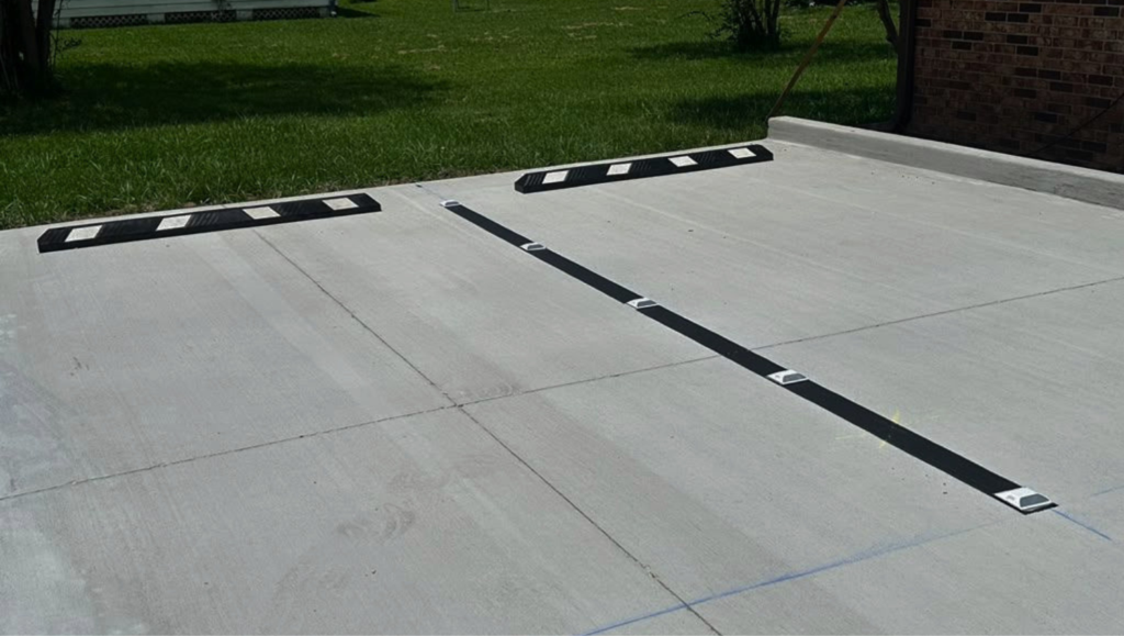 Line Striping Markings for Lita’s Nail Salon in Sunset, LA