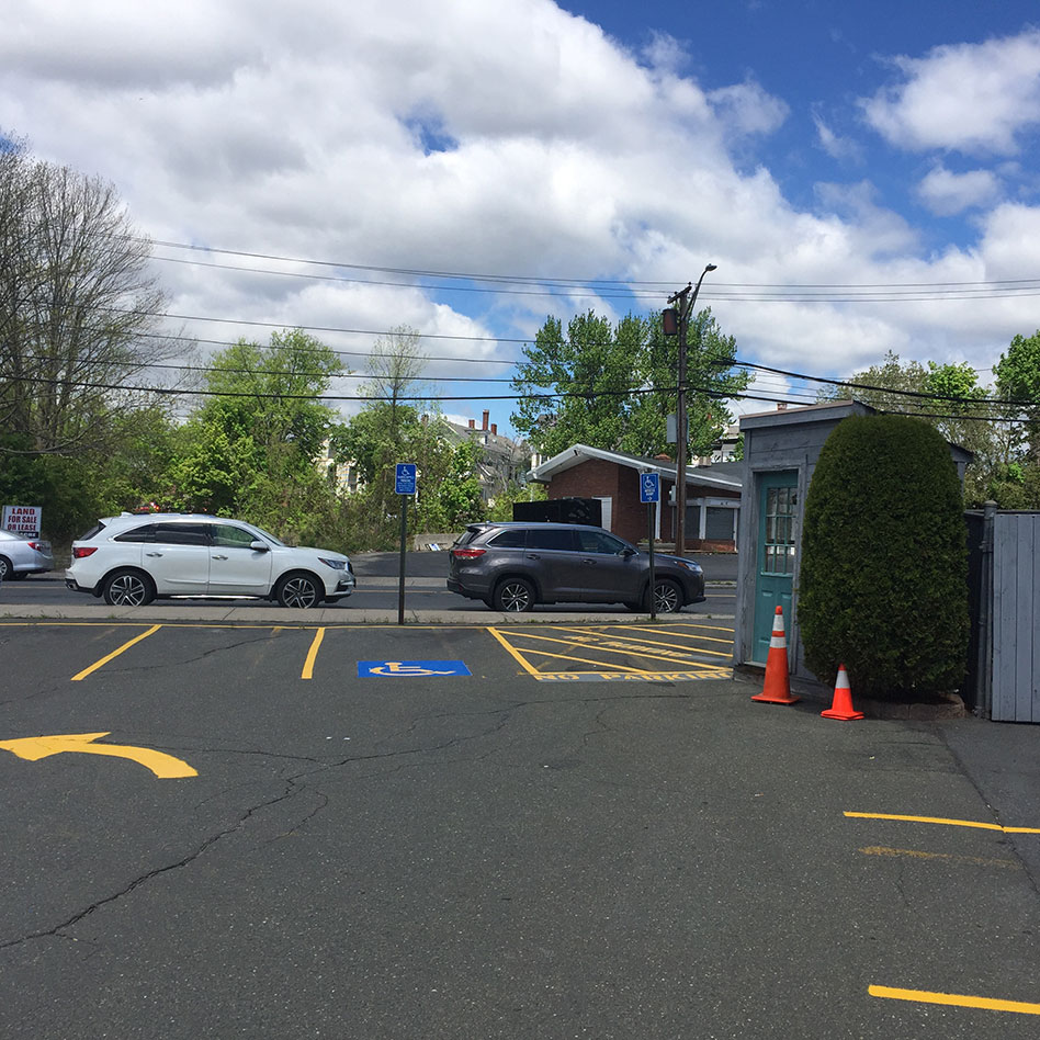 after image of yellow parking markings at lawrence, ma doctor's office