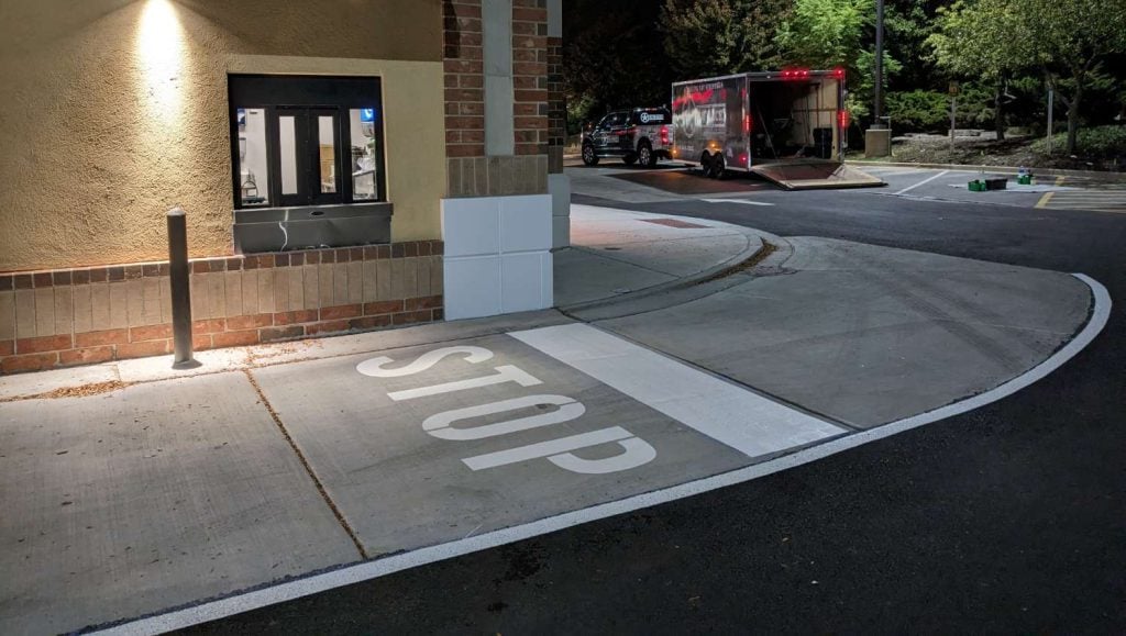 line striping for panera cafe in glenview, il