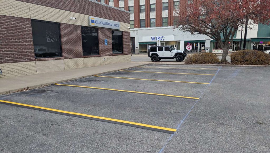 line striping in galesburg, il