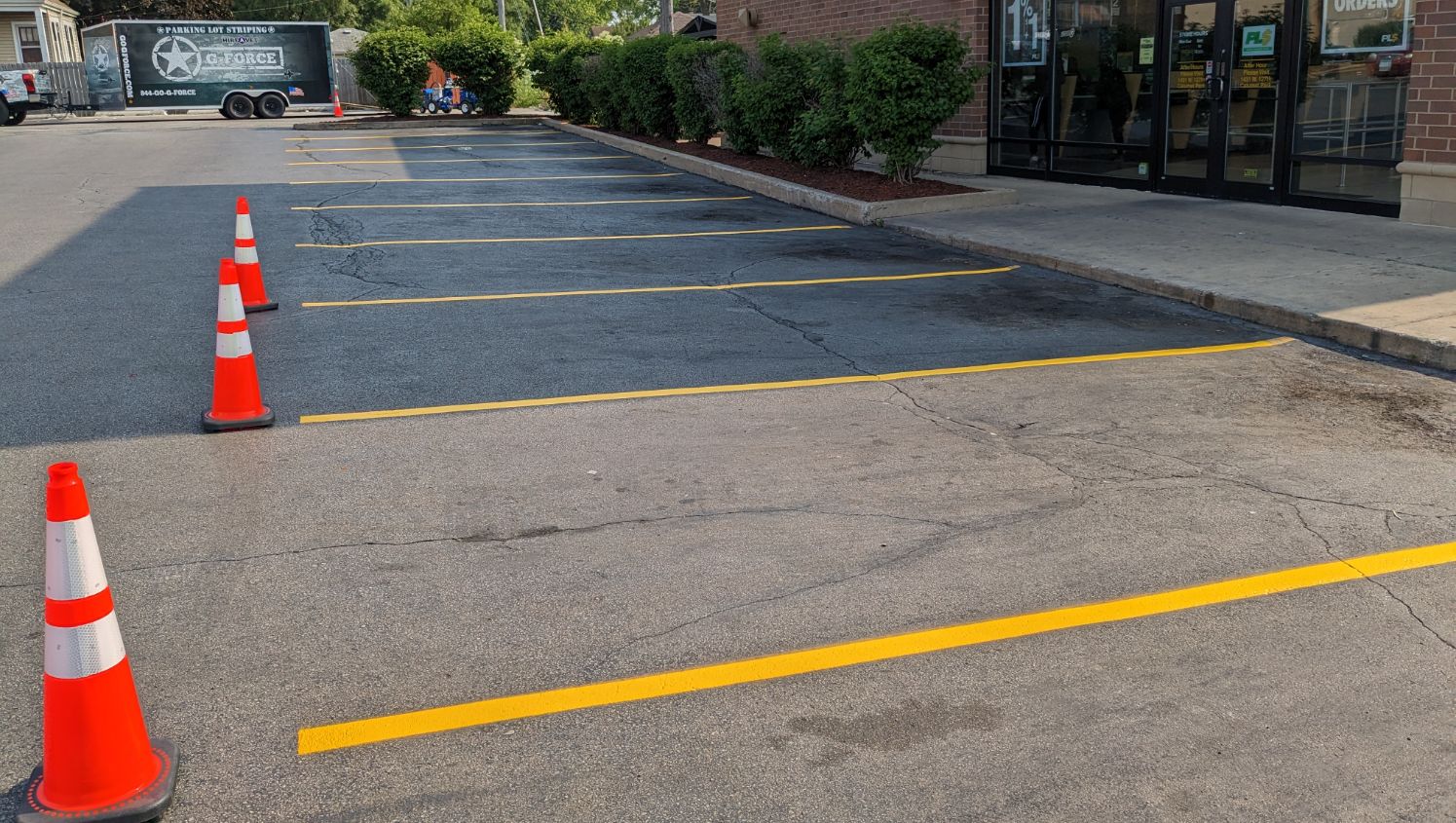 re-striped parking lot in evergreen park, il