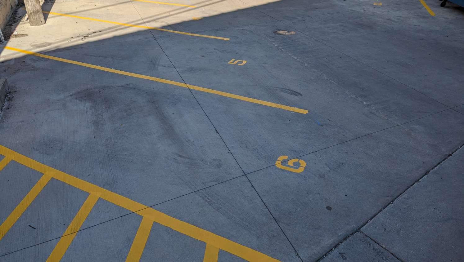 parking lot painting in chicago, illinois