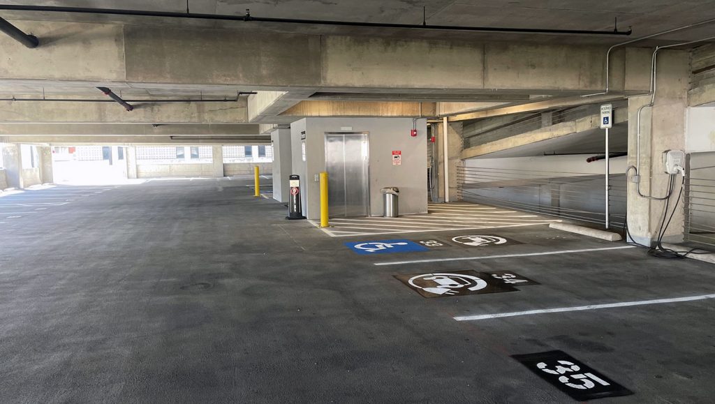 no parking area striping
