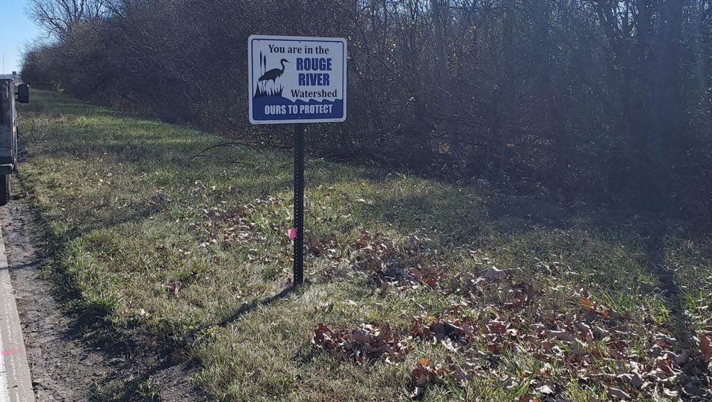 new sign installed for etc inc