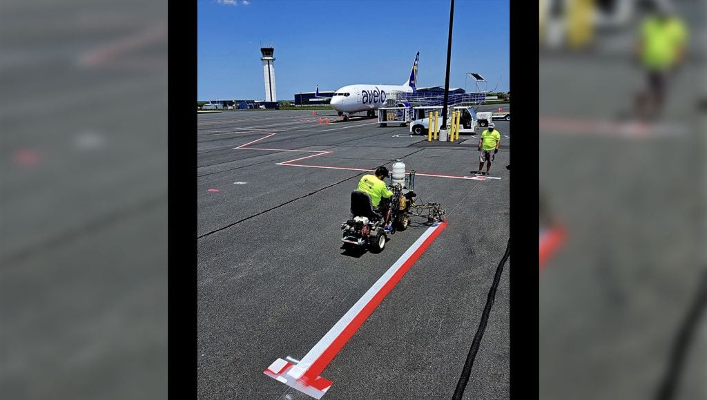 airport runway markings at wilmington airport