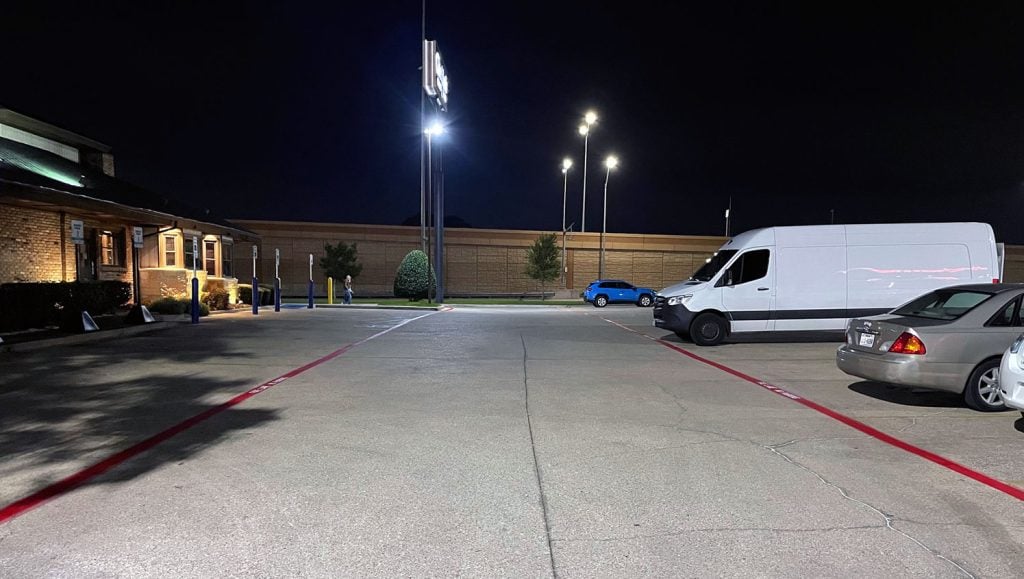 updated fire lane striping at cheddar’s scratch kitchen