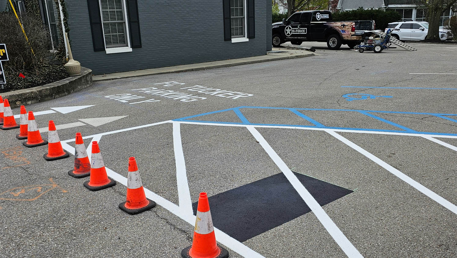 parking lot painting in zionsville, in
