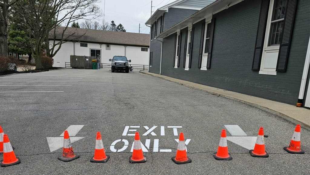 asphalt painting in zionsville, in