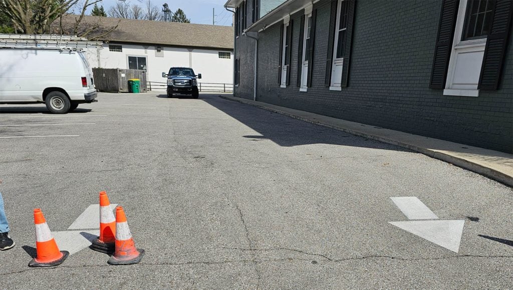line striping in zionsville, in