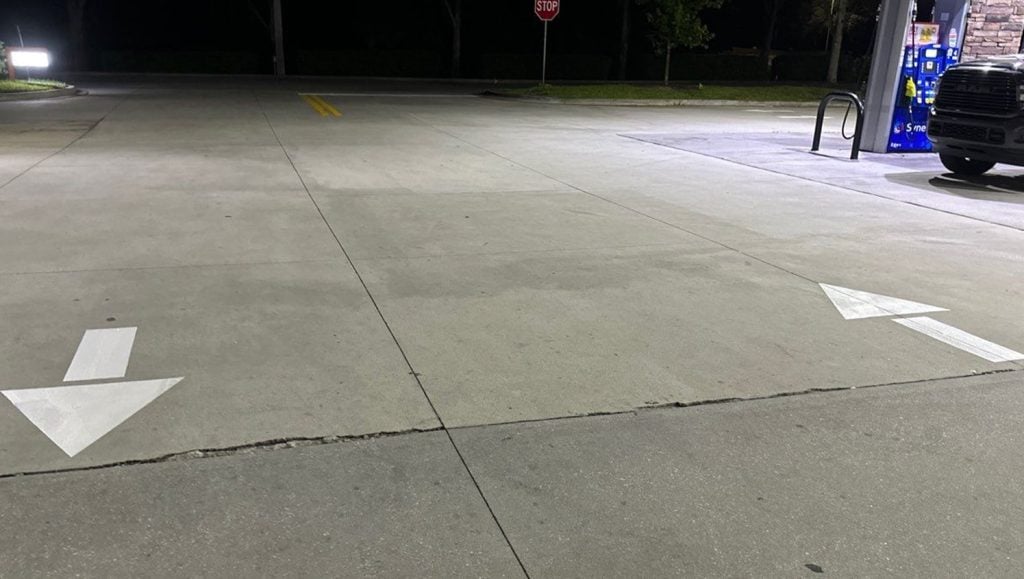 front view of Kangaroo Express parking lot