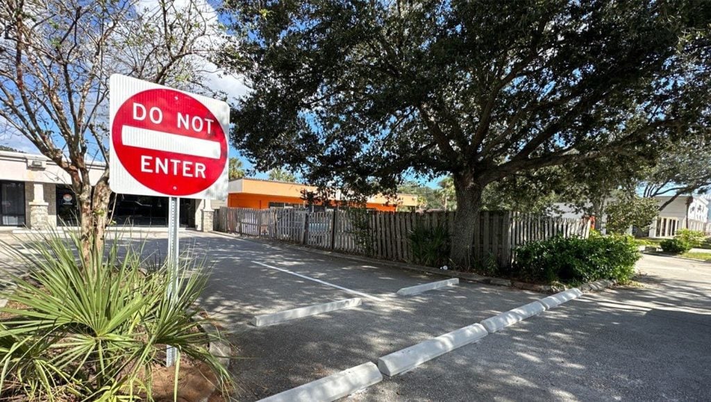 parking lot sign installation for Splex Partners