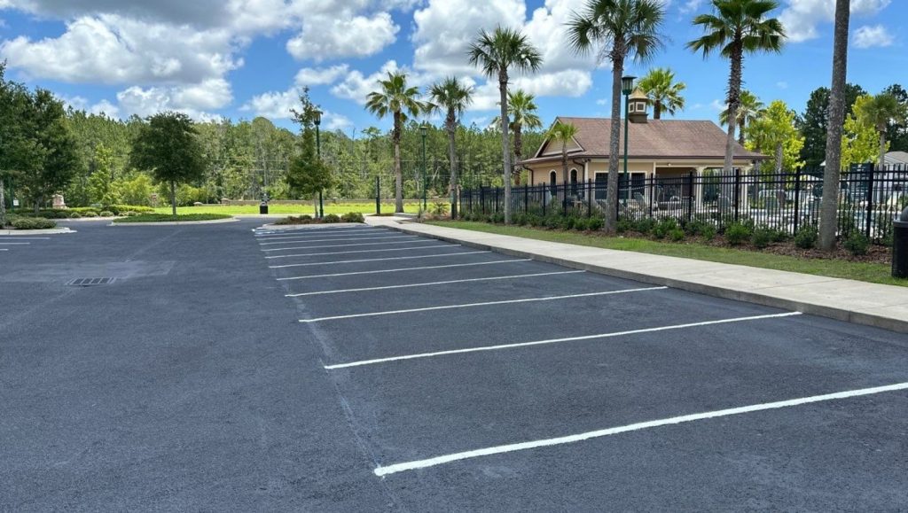 Villages of Westport HOA freshly painted