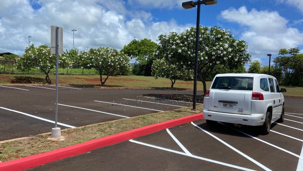 close-up of fire lane markings for Easterseals Hawaii parking lot
