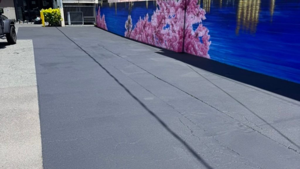 asphalt sealtcoating for Japanese BBQ Yoshi