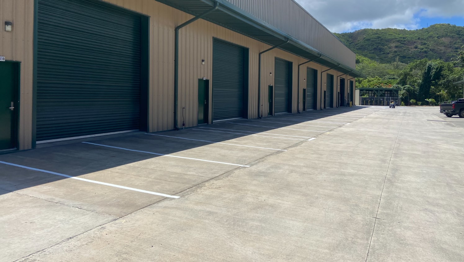 parking lot striping for kapa'a industrial in kailua, hi