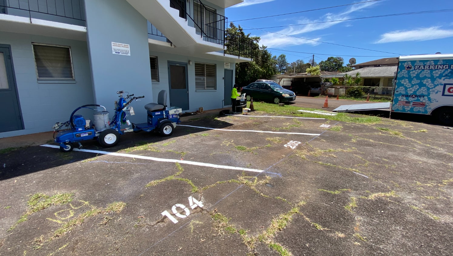 parking lot striping for residential building in wahiawa, hi