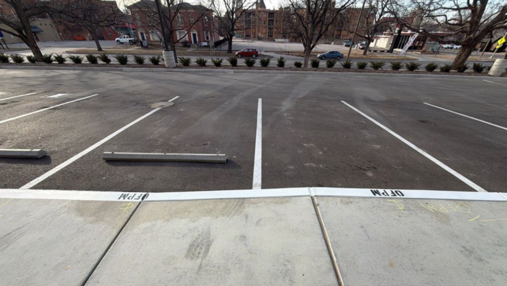 Line Striping Team Work for Kansas State Capitol in Topeka, KS