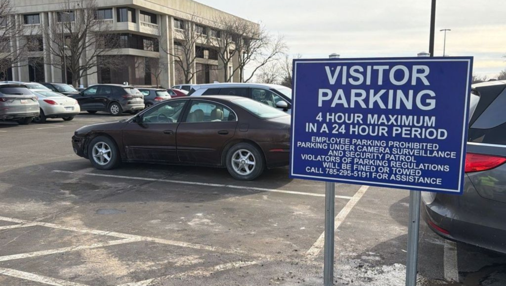 Visitor Parking Sign Installation for Kansas State Capitol in Topeka, KS