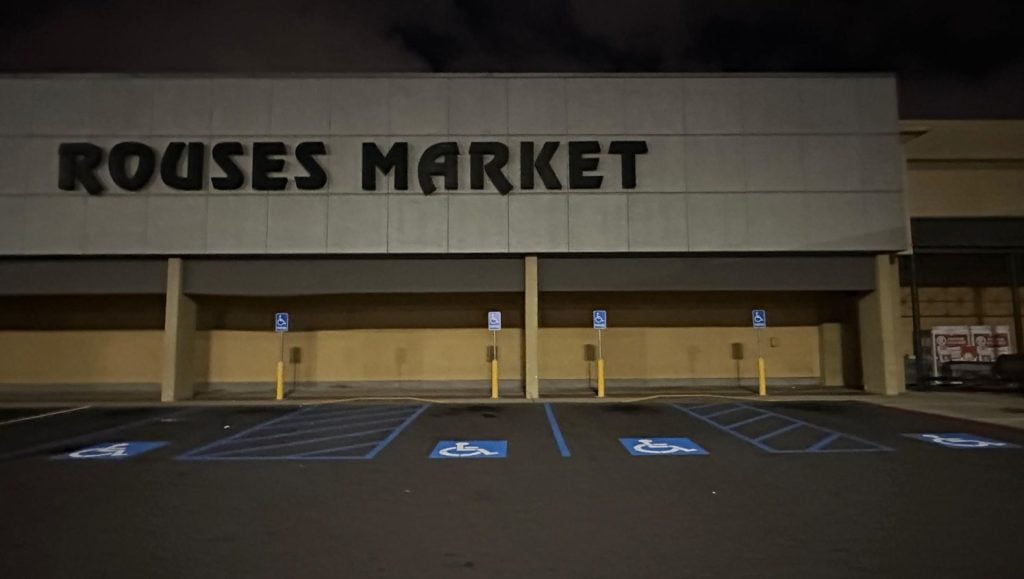 Rouses’s Market ada compliance parking spots freshly painted