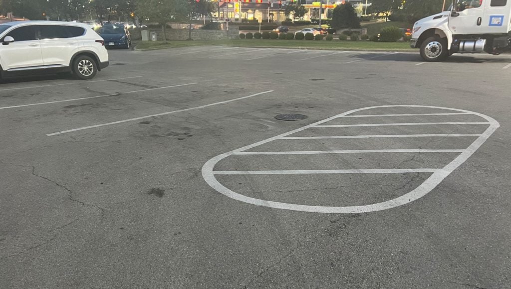 ada compliance parking spots for Chuy’s Tex-Mex