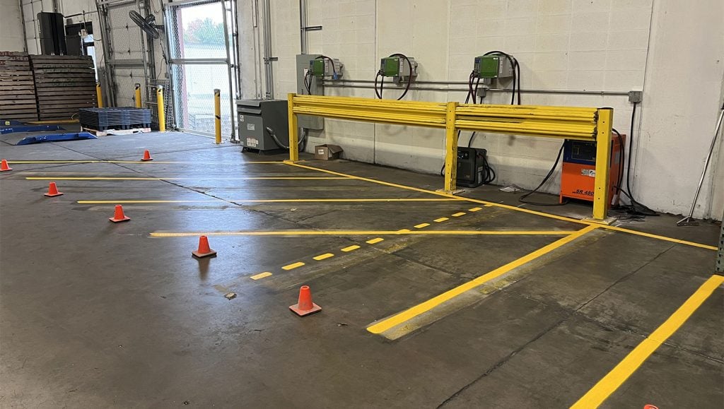 line striping in Louisville, FL