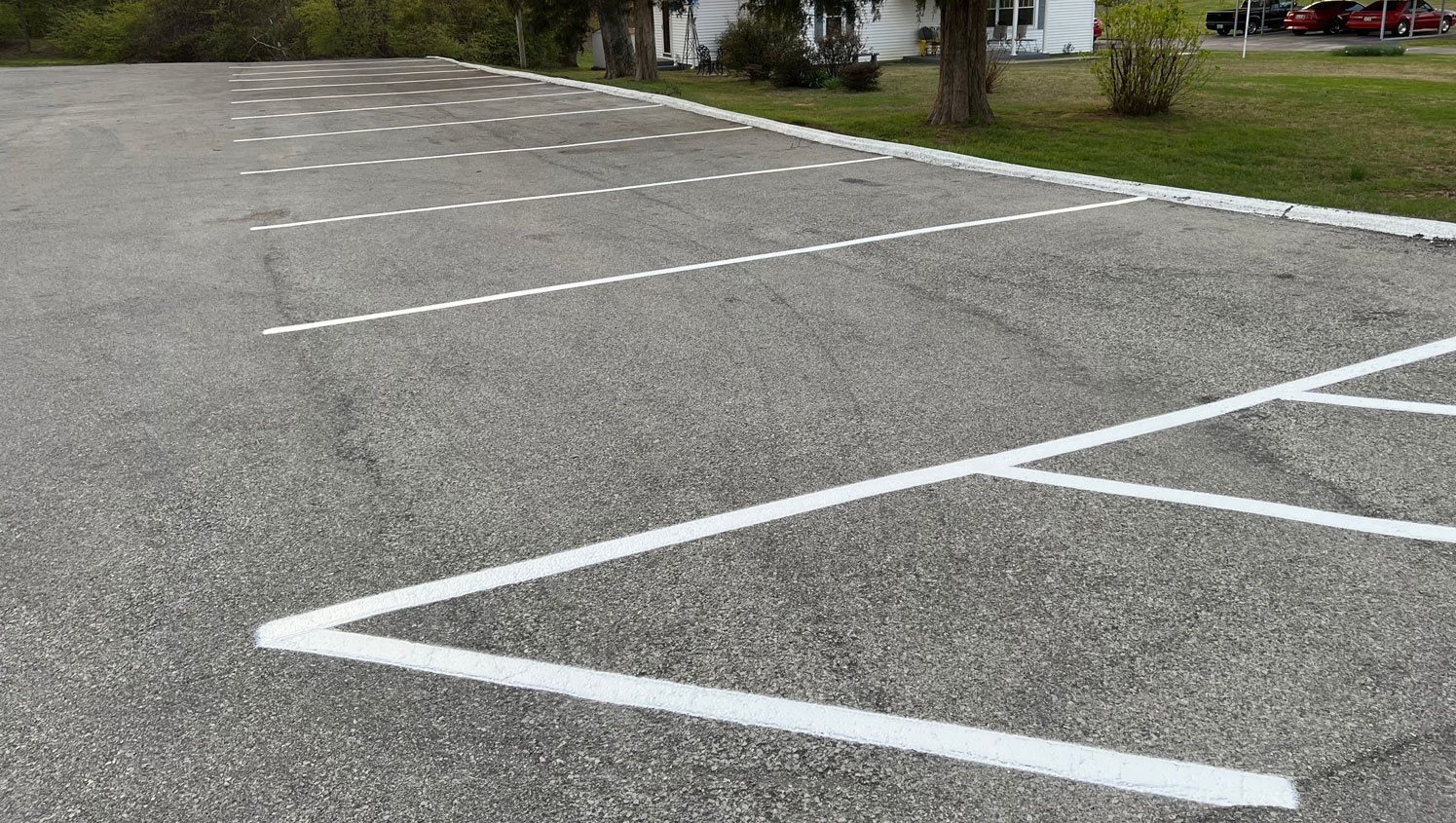 parking stall striping in Shepherdsville, KY