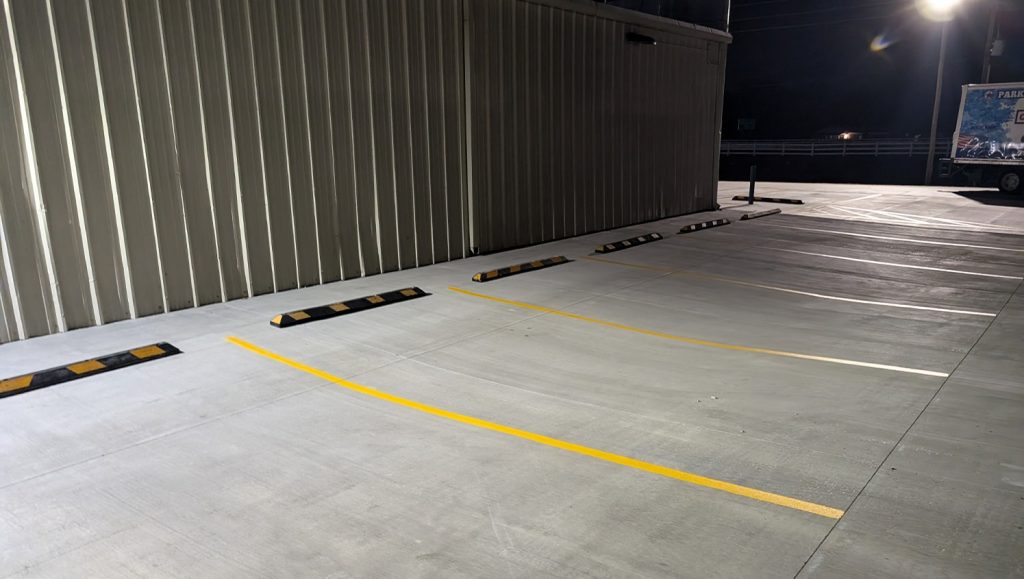 front view of O'Reilly Auto Parts ada compliance parking spots