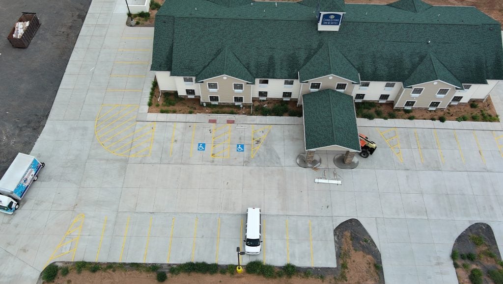 Cobblestone Hotel parking lot aerial view