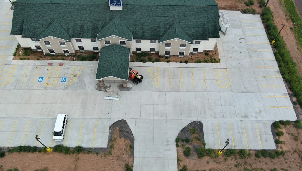 aerial view of Cobblestone Hotel parking lot