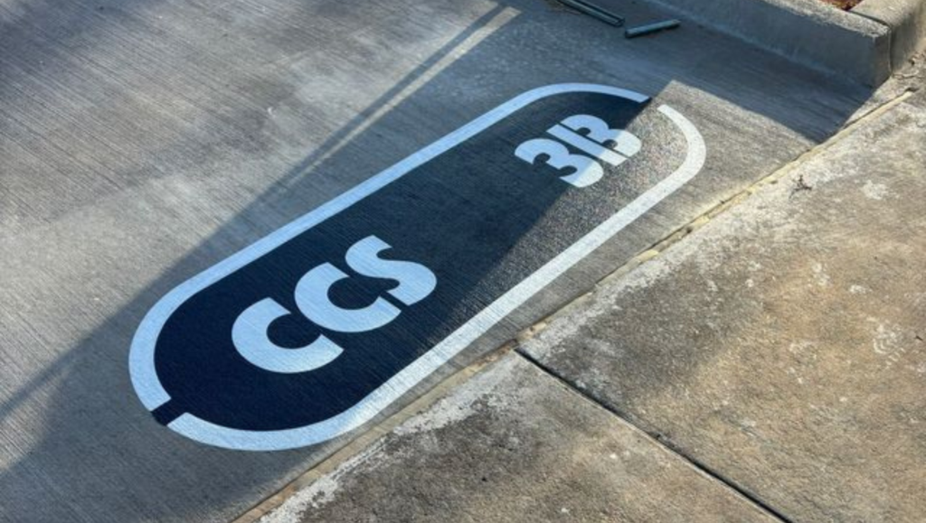 Sign 1 Line Striping for 3V3I in Oklahoma City, OK