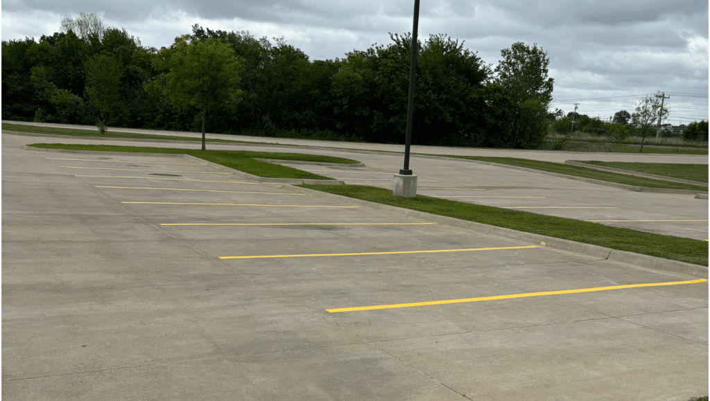 line striping, for statewide service center in oklahoma city, ok - image 5