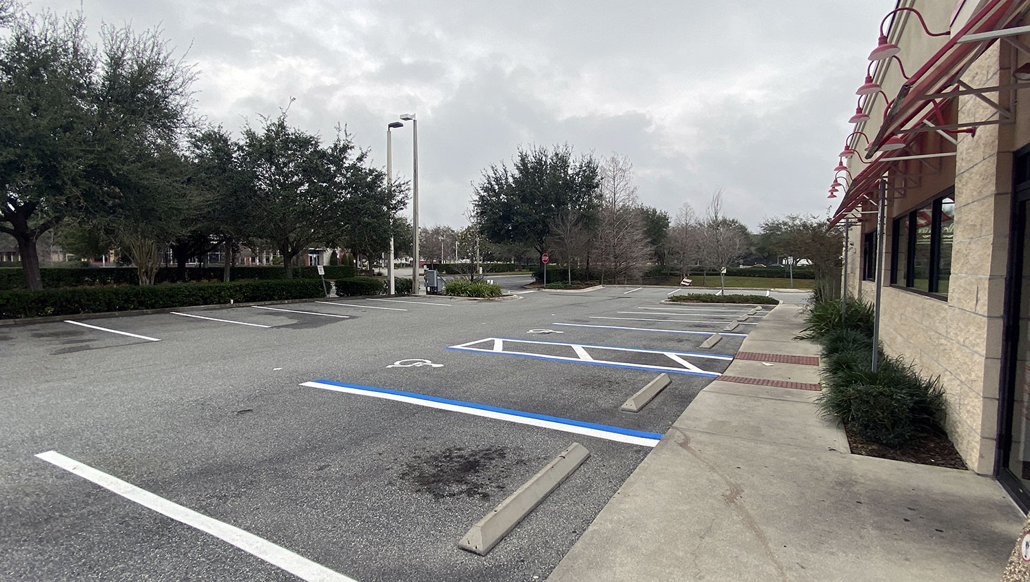 new parking spaces at a Freddy’s Frozen Custard & Steakburgers in Orlando, FL