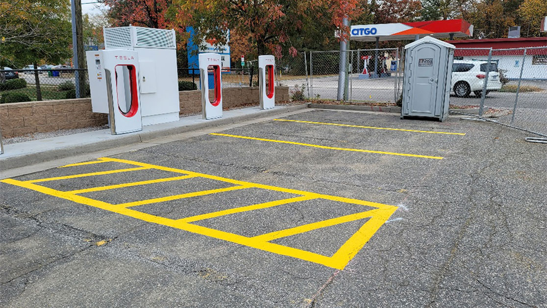 Line Striping and Removal for Leading Edge Services – Tesla