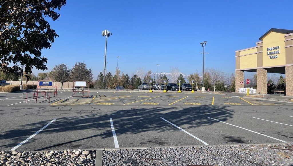 lowes re-striped parking lot markings