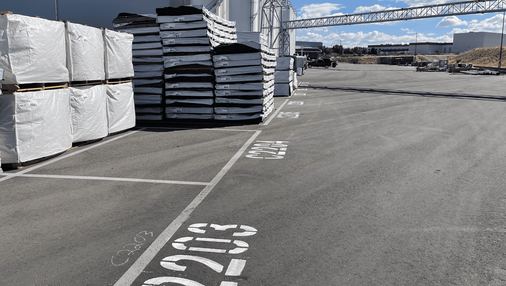 storage box stall markings