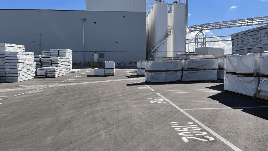 storage box space markings