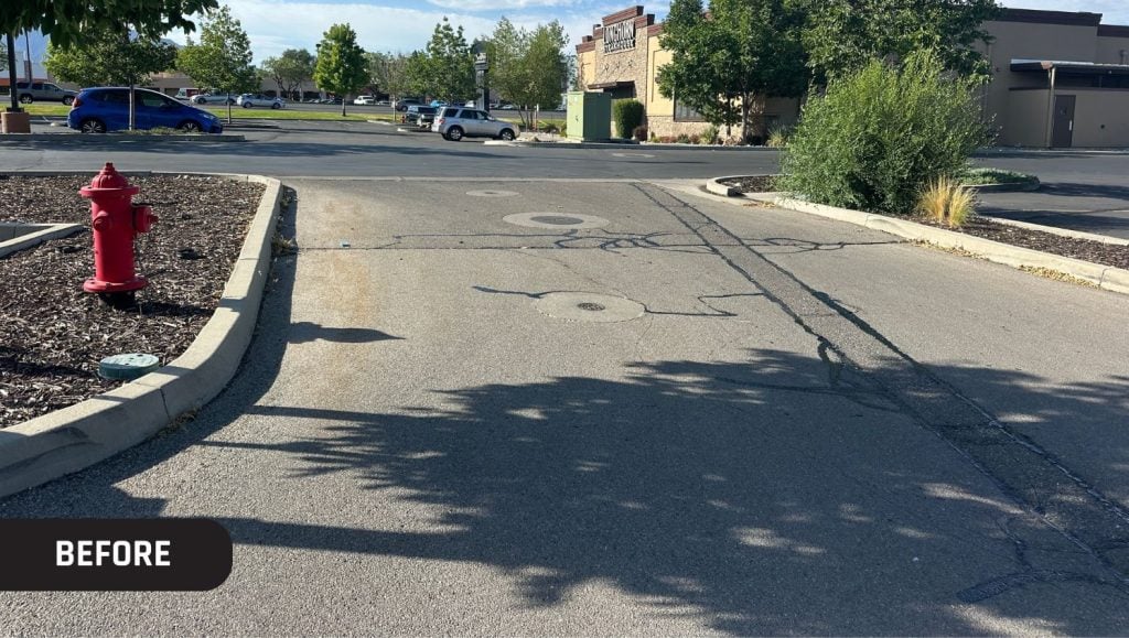 asphalt sealcoating for Buffalo Wild Wings parking lot