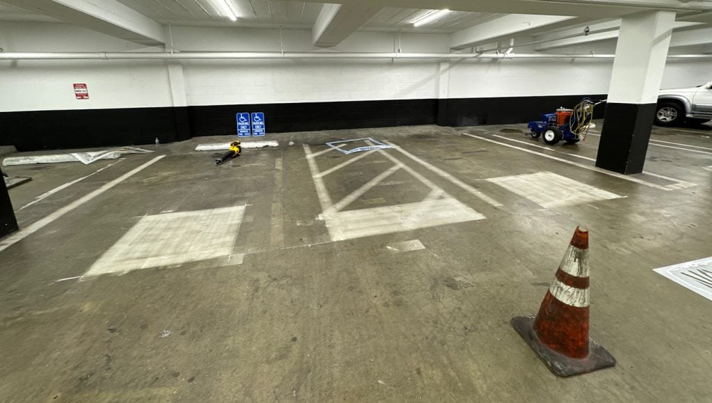 line removal for Wilshire Financial Tower warehouse