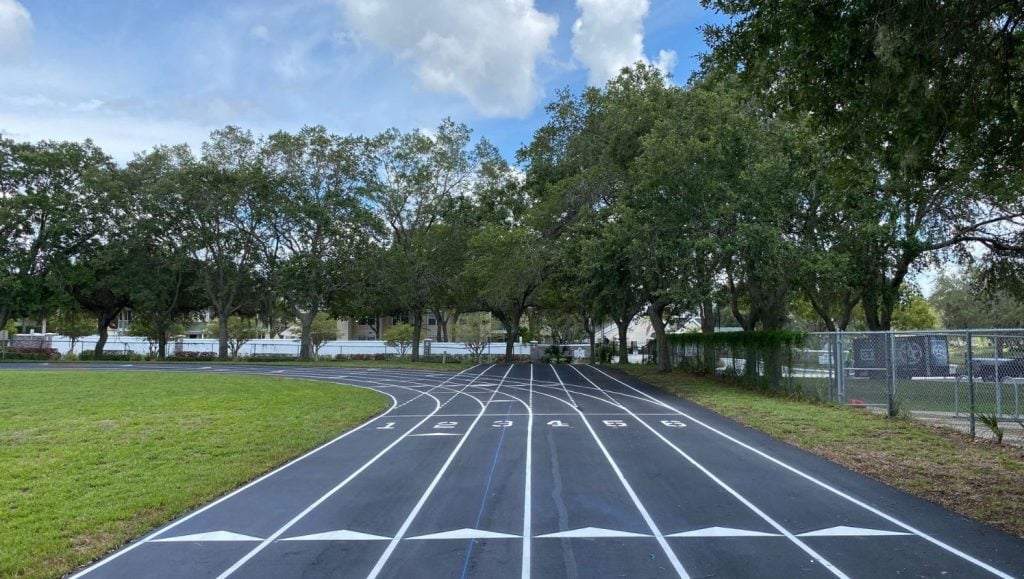 asphalt sealcoating for st. petersburg, fl elementary school