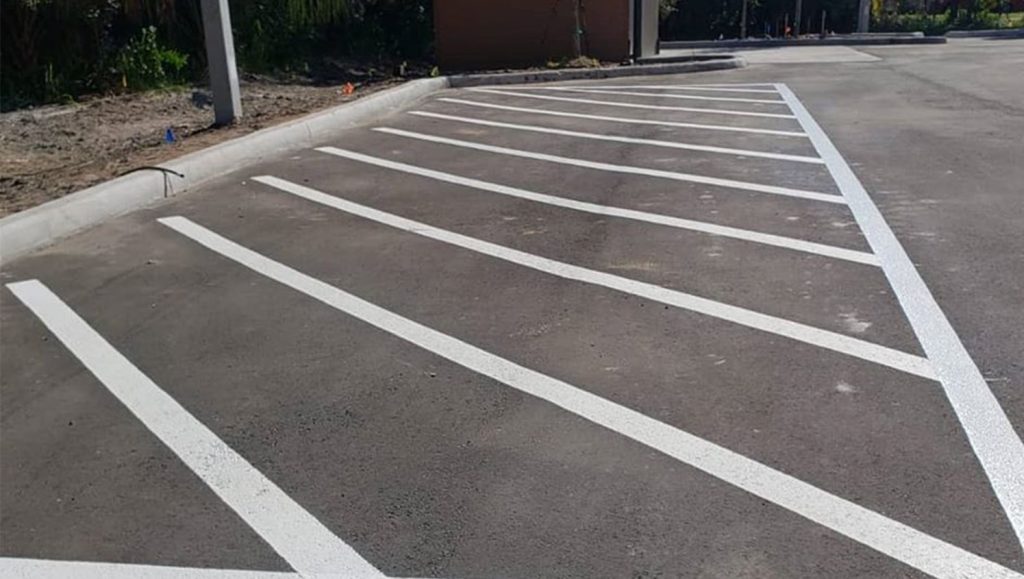 no parking zone in parking lot
