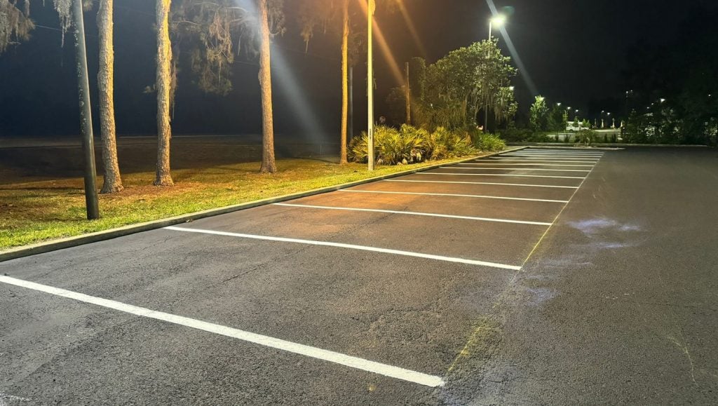 wells fargo parking lot with freshly painted lines