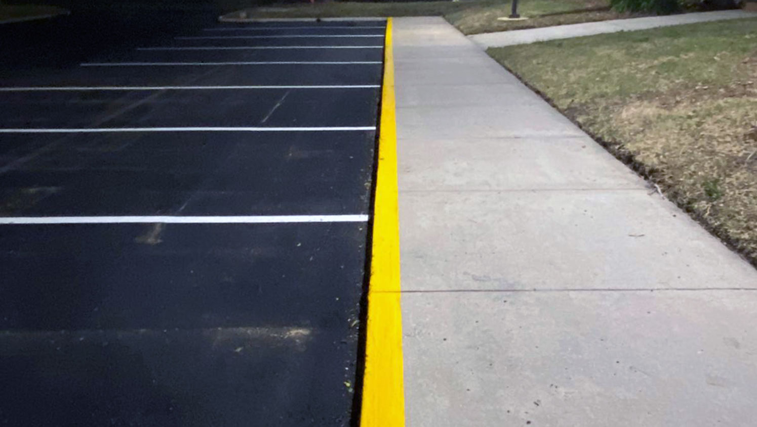 re-striped banking lane exit lines and arrows at Wells Fargo in Tampa, FL