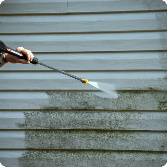 pressure washing grime off siding