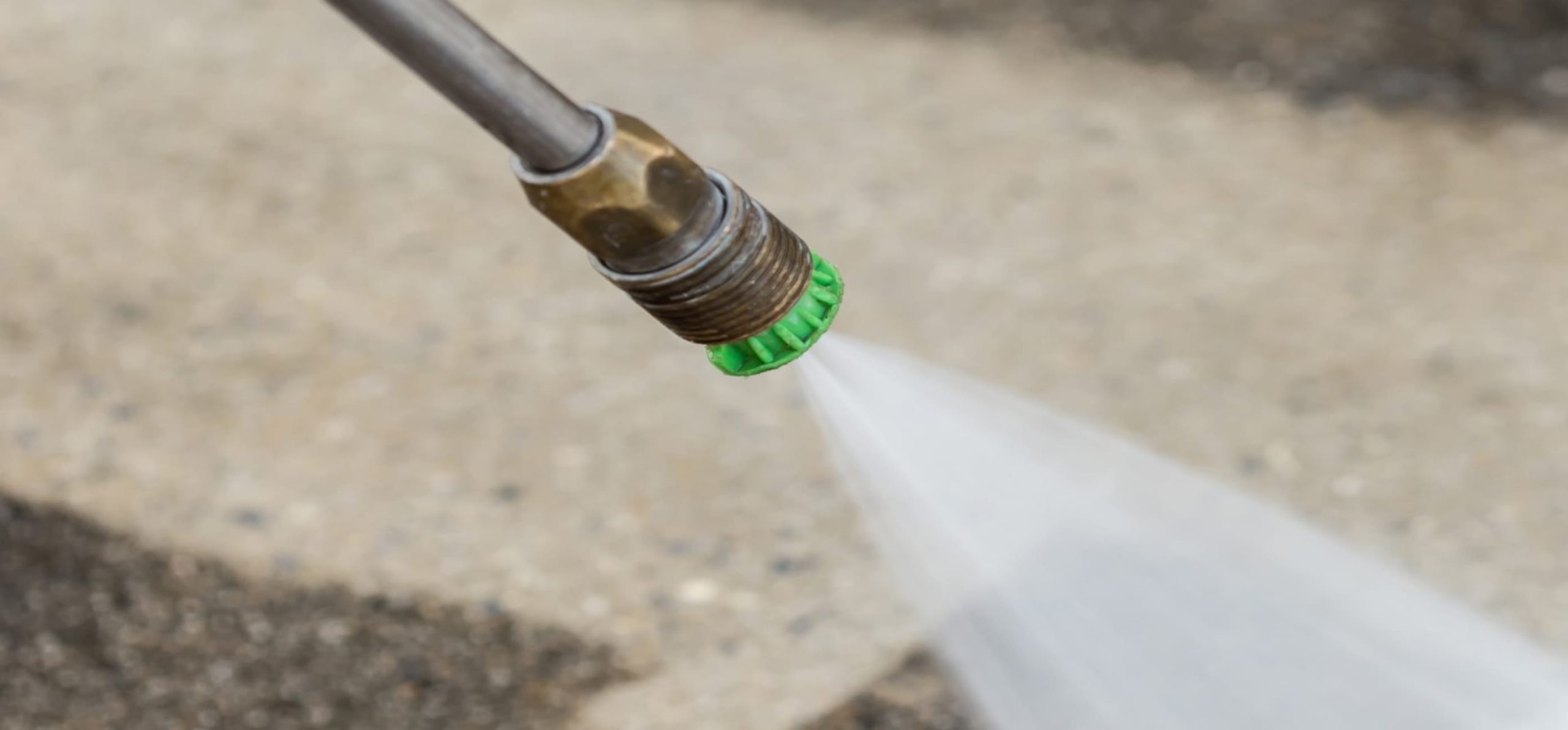 commercial pressure washing services